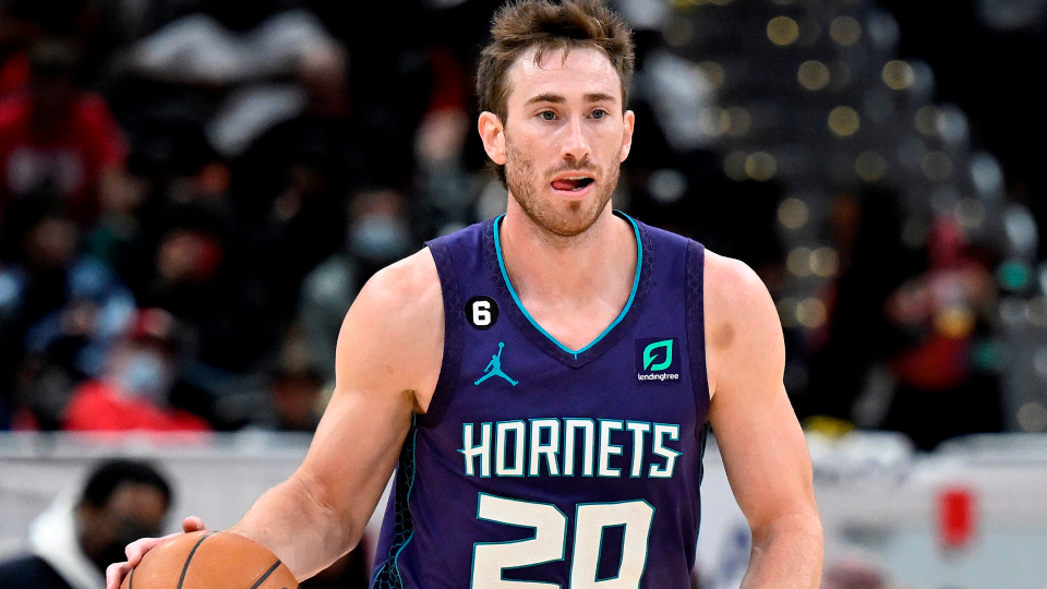 Gordon Hayward kamppailee hyvittääkseen Charlotte Hornetsin ystävällisyyden